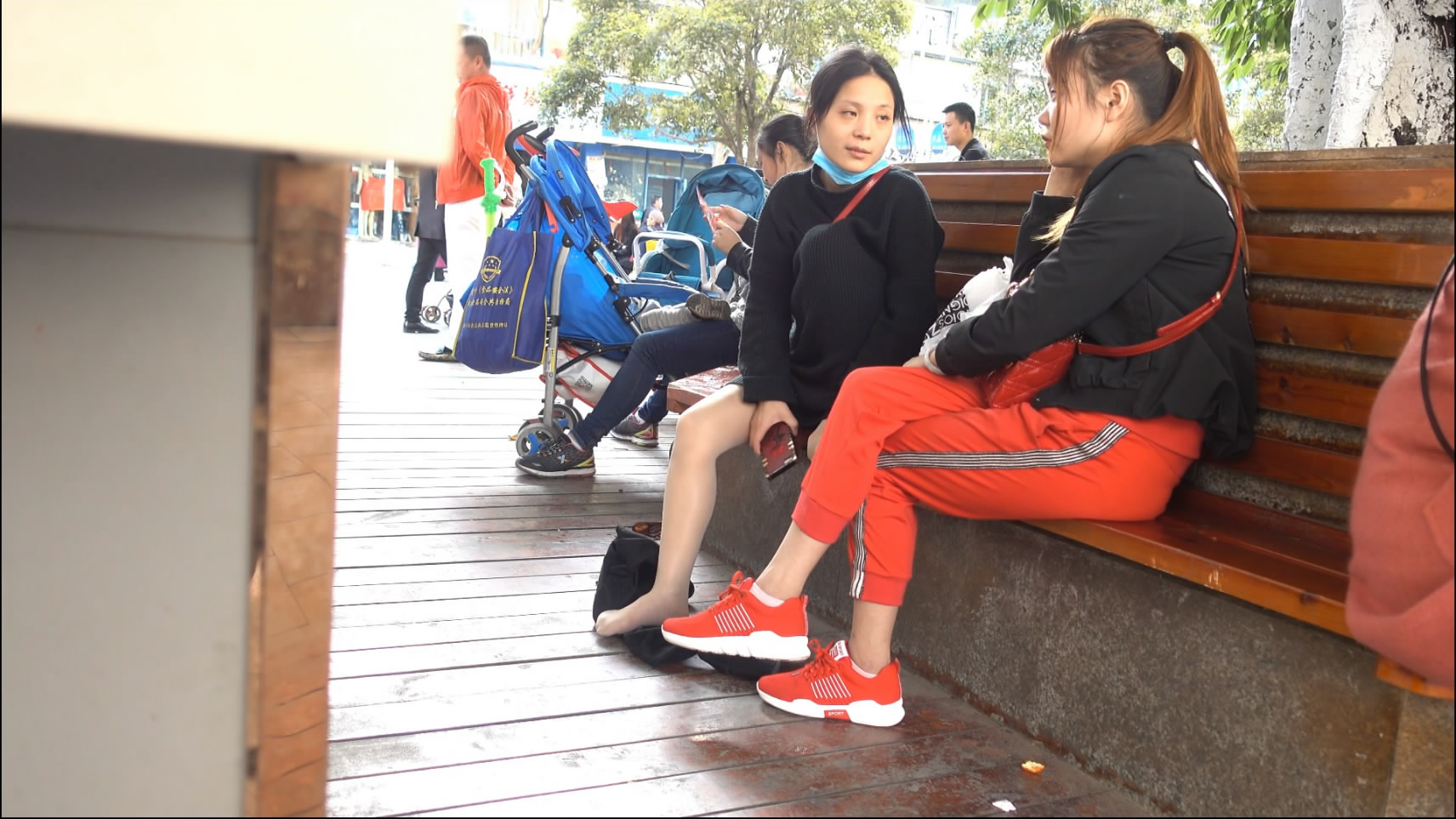 streetsnapnylon[00 01 15][20181208 222959 6]